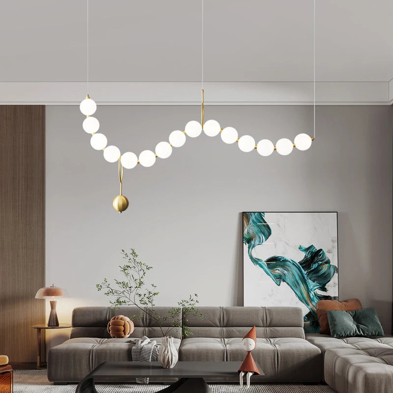 lustre suspension en acrylique blanc avec perles - vue 3 sur 16