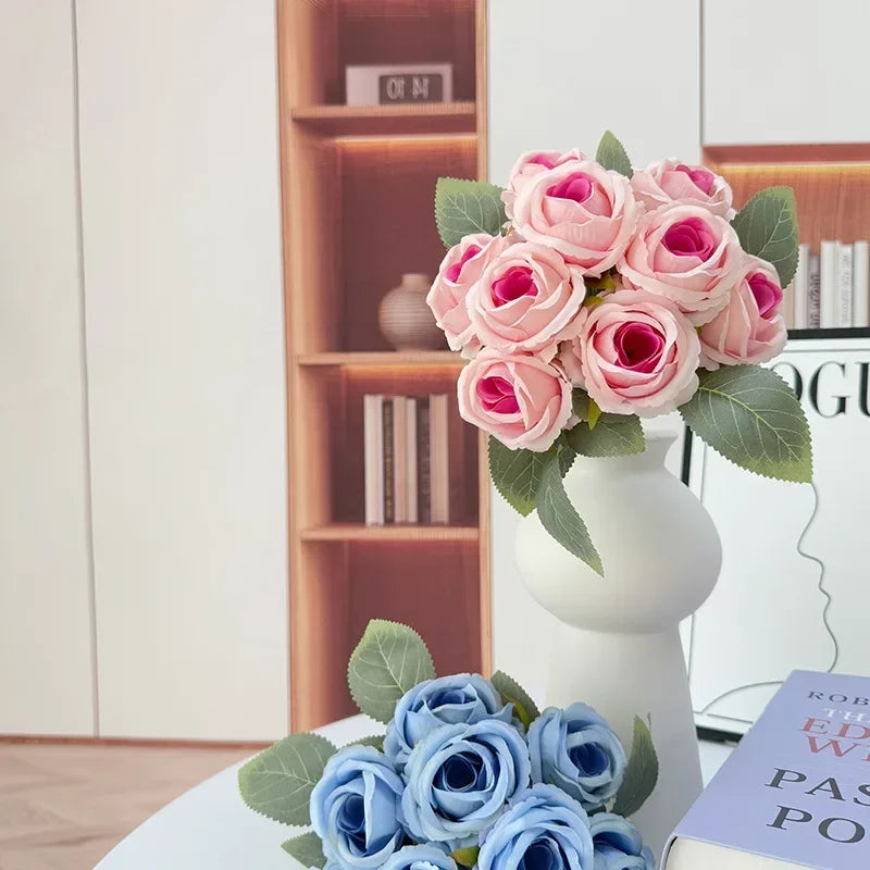 Bouquet of 10 decorative artificial silk roses for events