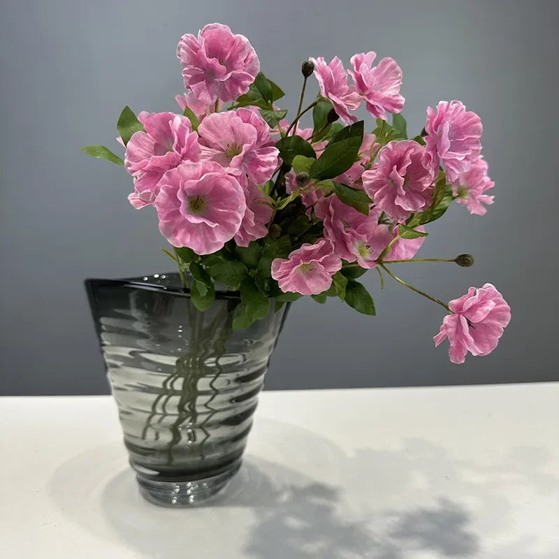 Artificial silk daisy for indoor decoration