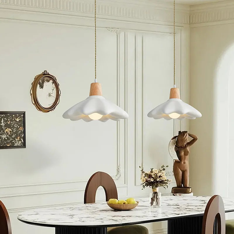 Decorative flower chandelier for an elegant style