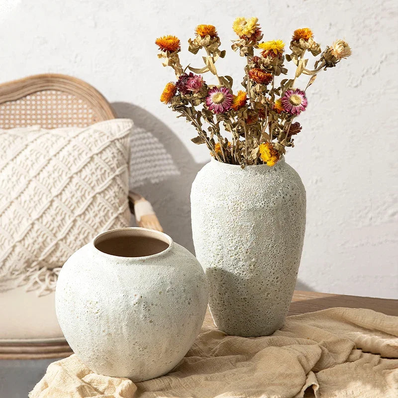 Chinese ceramic vase for decoration and floral arrangement