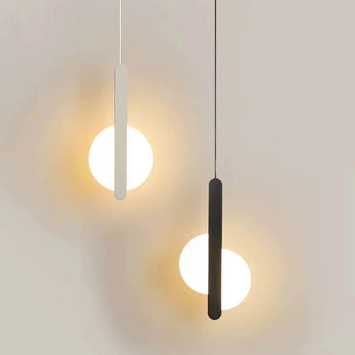 Modern acrylic moon eclipse pendant light with LED - vue 2 sur 12