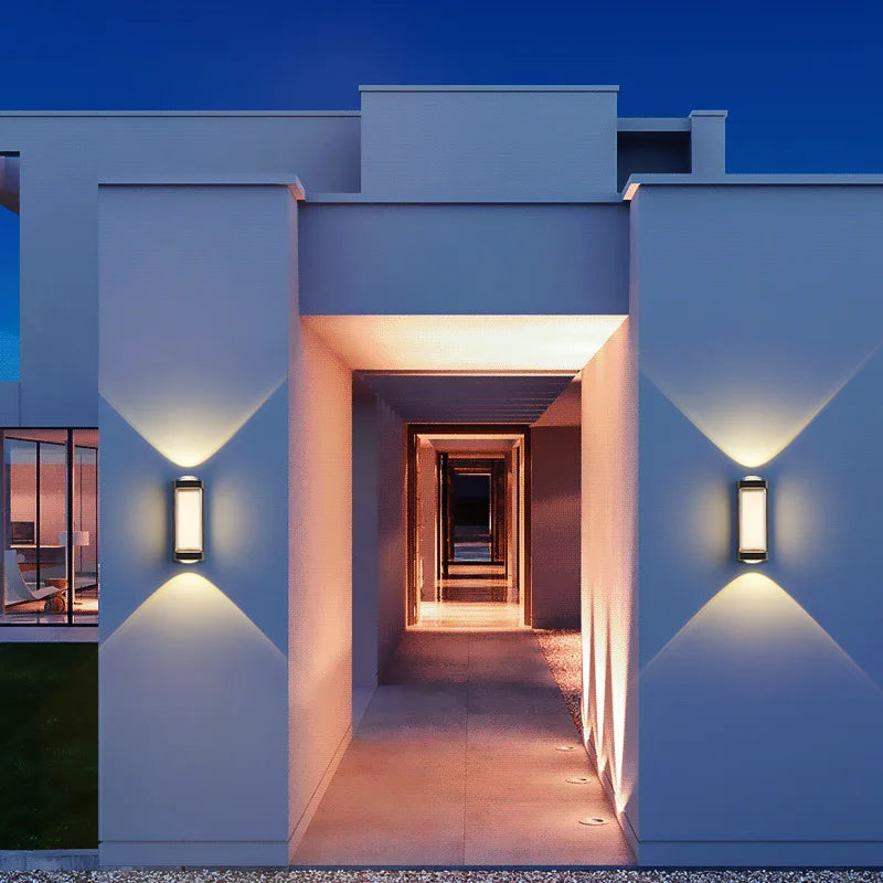 Modern waterproof LED outdoor wall light for garden and hallway - vue 4 sur 16