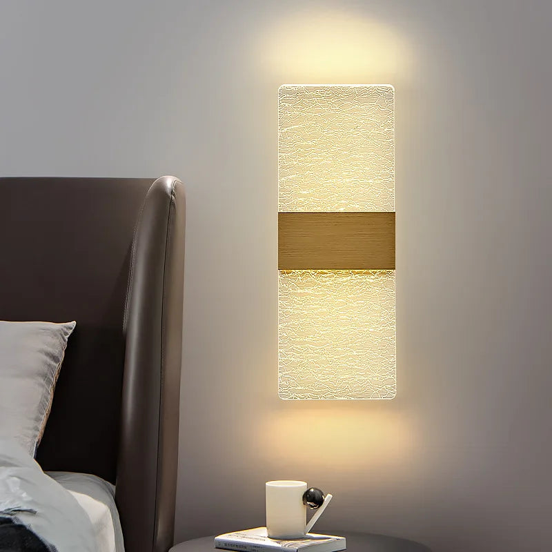 Nordic brushed gold acrylic LED wall light for interior decoration - vue 3 sur 23