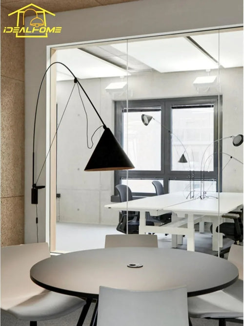 Minimalist vertical industrial stainless steel wall light - vue 4 sur 7