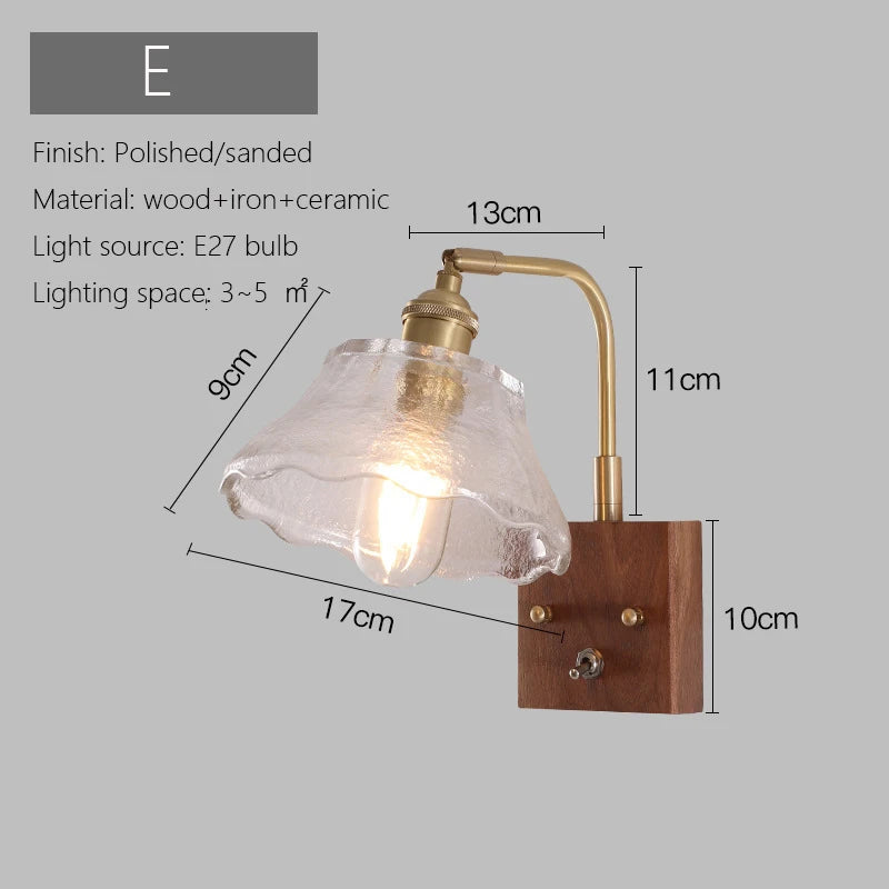 Minimalist Japanese wall light in wood and vintage glass - vue 12 sur 12