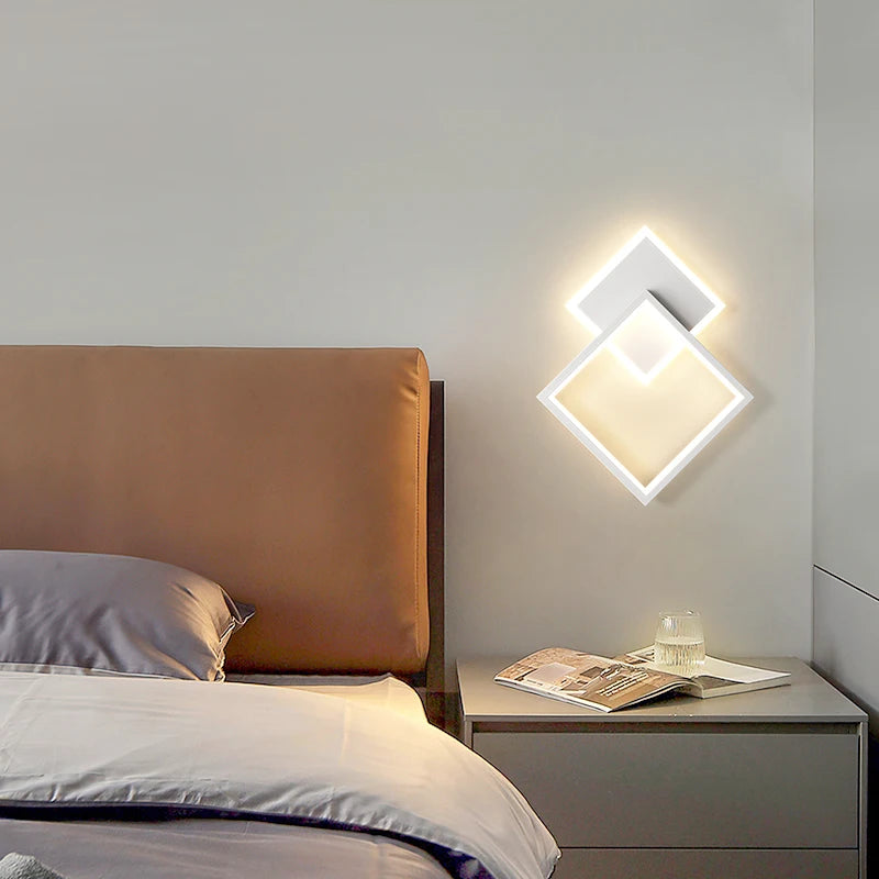 Modern minimalist wall light for hallways and stairs - vue 4 sur 12