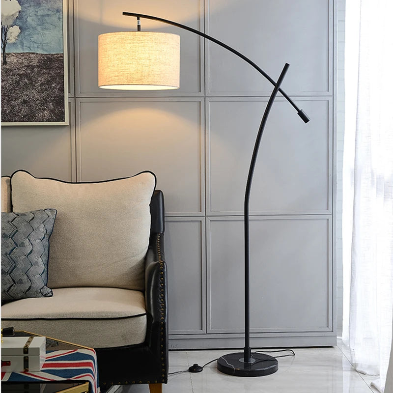 Luxury metal floor lamp with fabric shade - vue 7 sur 9
