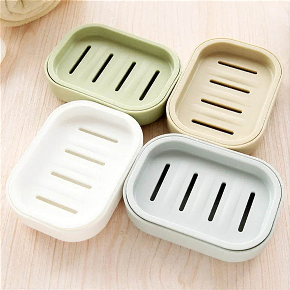 plastic soap box for travel and hiking - vue 3 sur 10