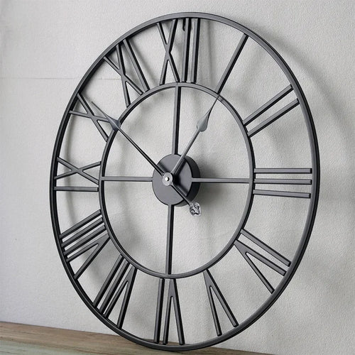 Modern 3D retro wall clock with Roman numerals home decor - vue 7 sur 7
