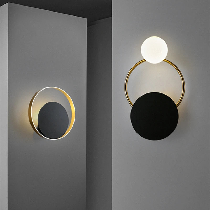 Nordic postmodern LED wall light in iron for indoor décor