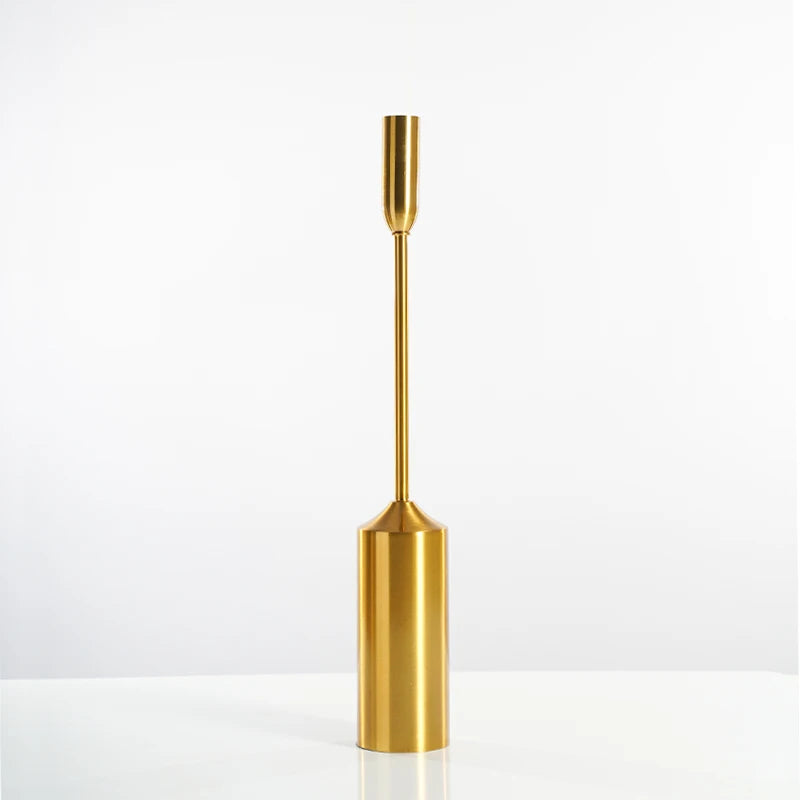Gold plated metal candle holder for weddings and elegant decoration - vue 12 sur 15