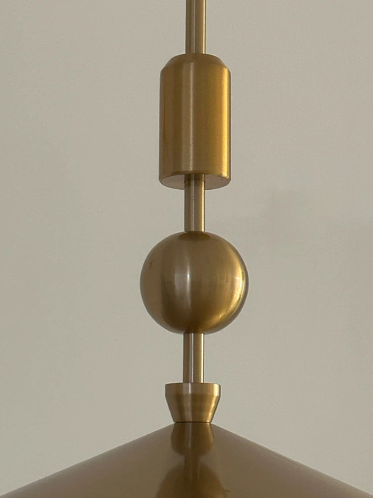 Minimalist bedside lamp for interiors and elegant décor - vue 5 sur 8