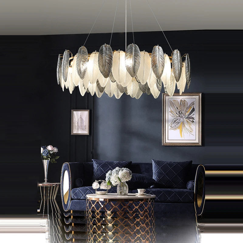 Art deco inspired LED crystal chandelier with white and grey feathers - vue 4 sur 17