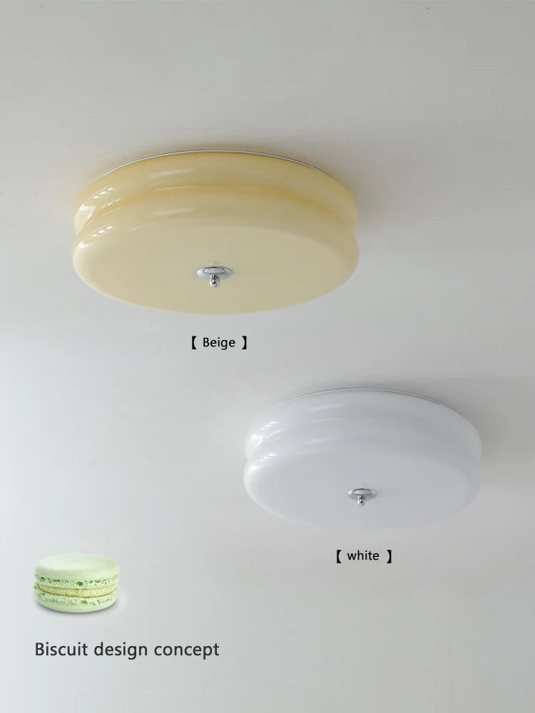 Retro glass ceiling light for an elegant nordic style