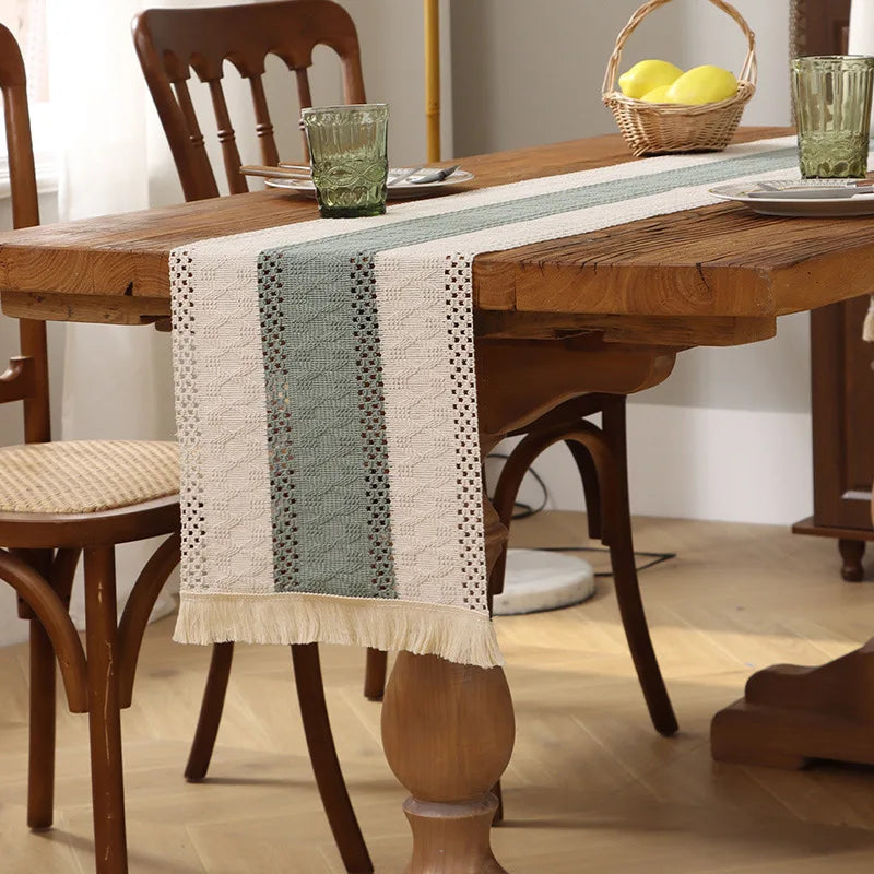 Boho cotton linen table runner with tassels beige