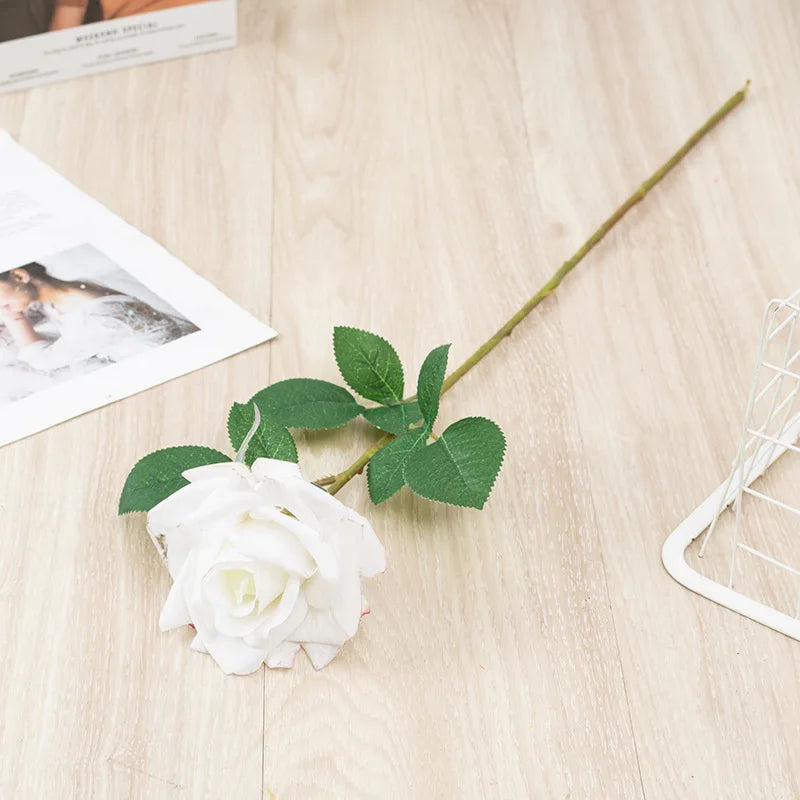 Realistic artificial rose branch for decoration and photography - vue 11 sur 11