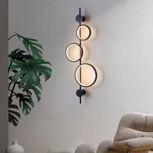 Minimalist Nordic wall light with 3 art deco metal rings - vue 2 sur 7