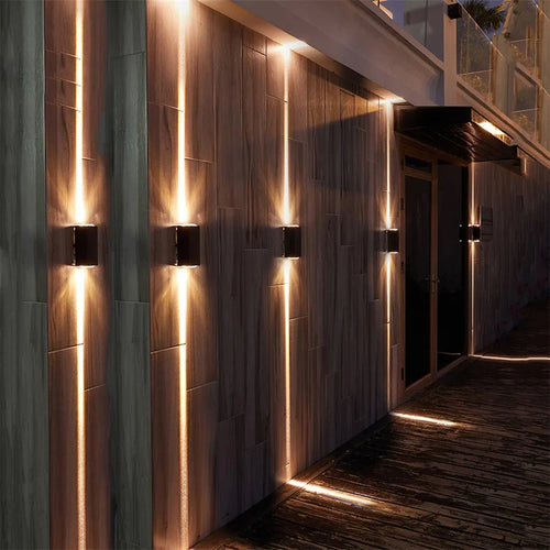 Modern waterproof outdoor aluminium LED wall light - vue 5 sur 15