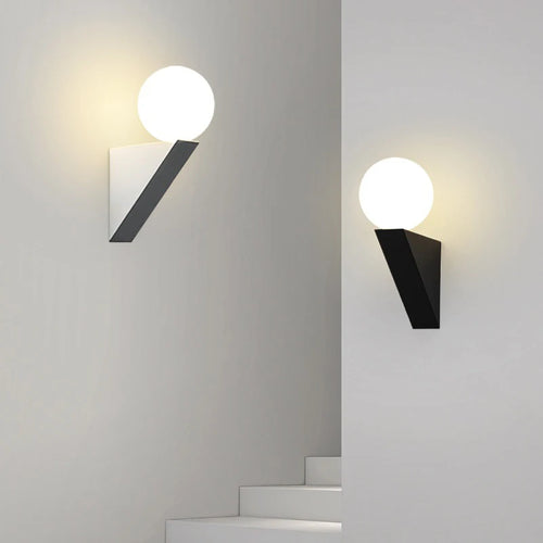 Modern glass indoor wall light with LED lighting - vue 2 sur 8