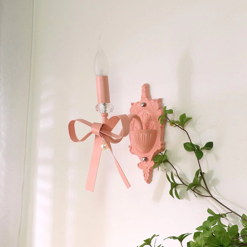 creative LED wall light for children's room
