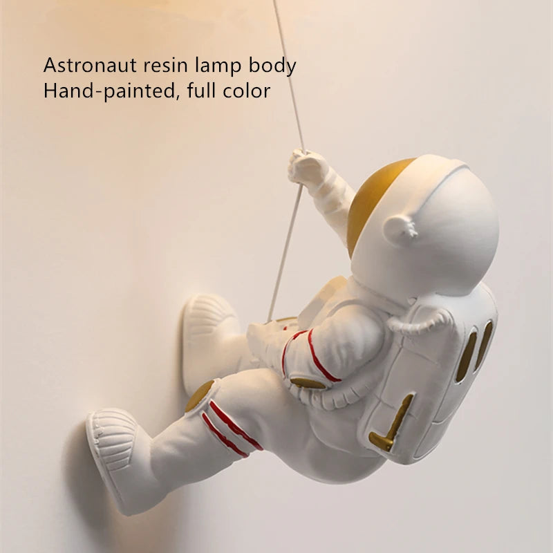 Copper astronaut moon wall light for boys - vue 3 sur 10