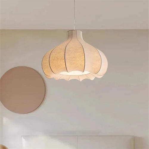 Antique silk pendant light wabi sabi design for elegant interiors - vue 3 sur 11