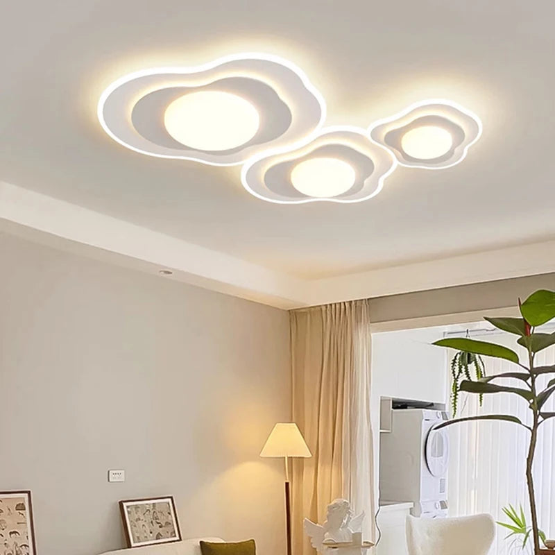 Luxury LED ceiling light in white, wood and cream for bedroom, living room or home - vue 3 sur 10