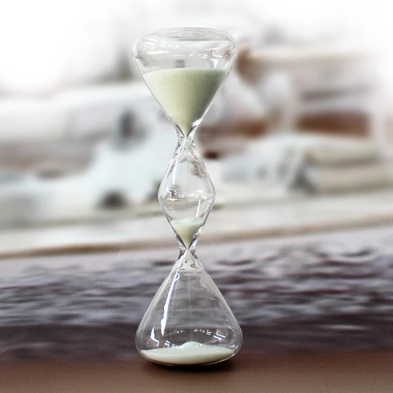 three-layer glass hourglass for Christmas decoration - vue 7 sur 7