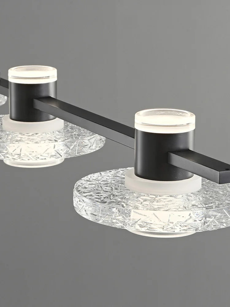 Minimalist brass pendant light for elegant lighting - vue 6 sur 9