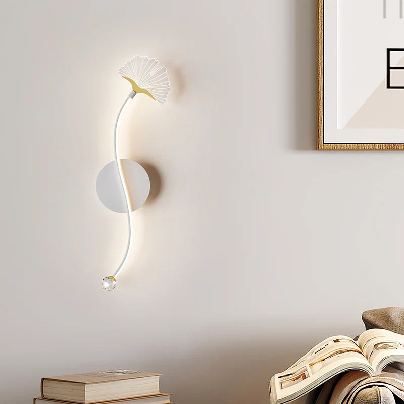 Tricolour LED wall light with eye protection and ginkgo leaf design - vue 4 sur 12