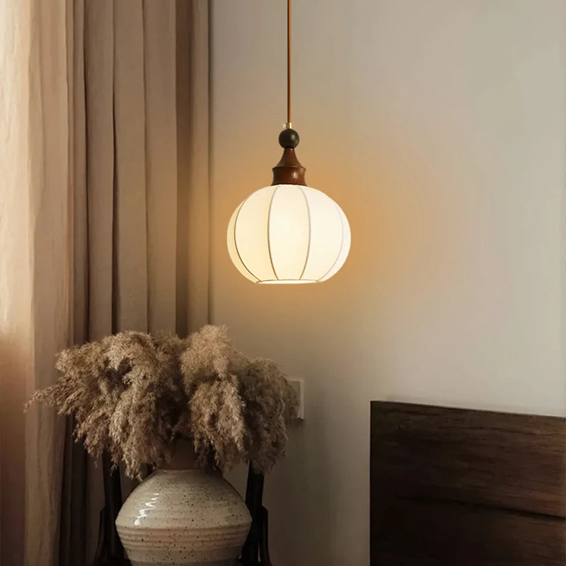 Minimalist medieval chandelier for modern lighting 2025 - vue 6 sur 8