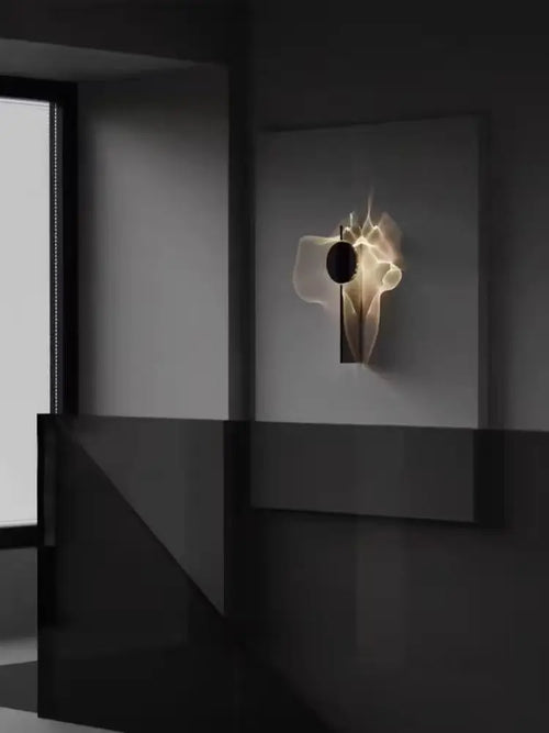 Chrome stainless steel LED wall light with science fiction style - vue 6 sur 9