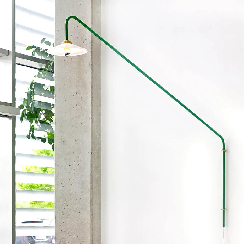 Nordic long-arm rotating wall light