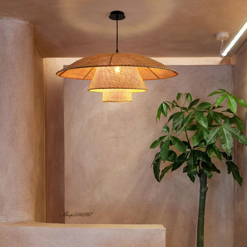 Hand-woven vintage rattan pendant light for restaurants and hotels - vue 2 sur 10