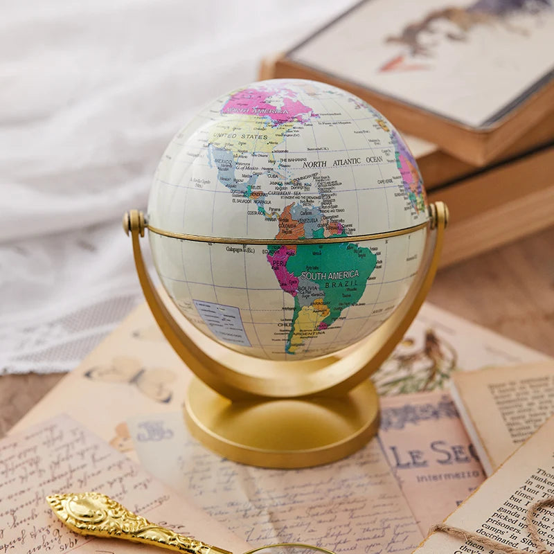 rotating retro globe for learning geography - vue 3 sur 8