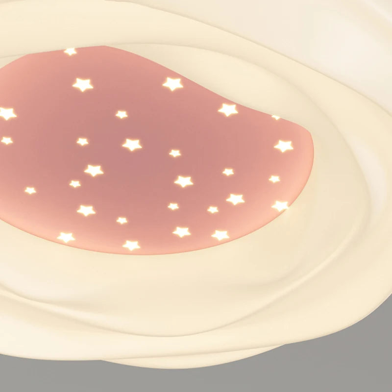 Romantic crown chandelier for little girl's bedroom - vue 6 sur 16