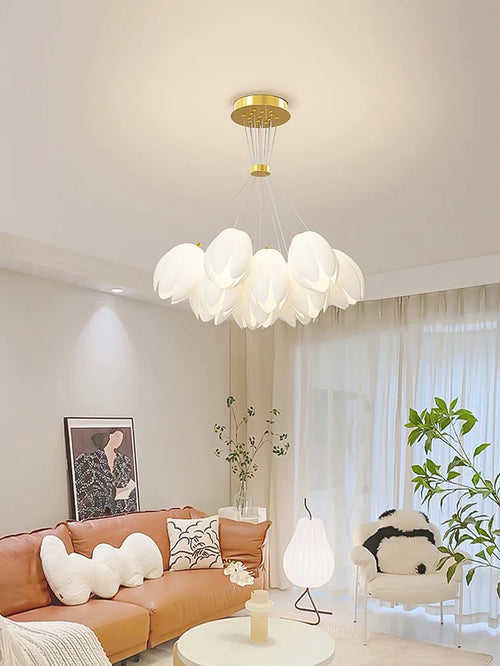 Modern suspended chandelier for energy-saving indoor lighting - vue 2 sur 8