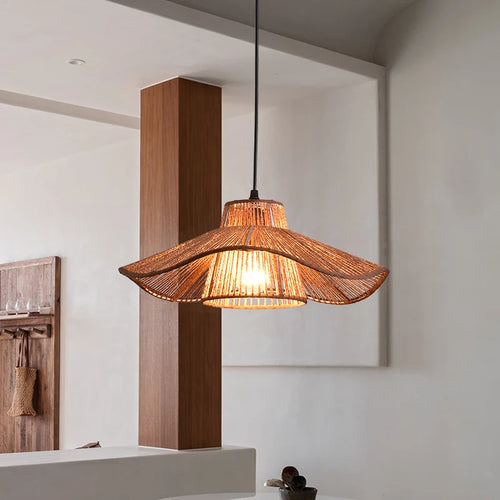 Vintage hemp rope pendant light with Japanese wabi-sabi shade - vue 2 sur 8