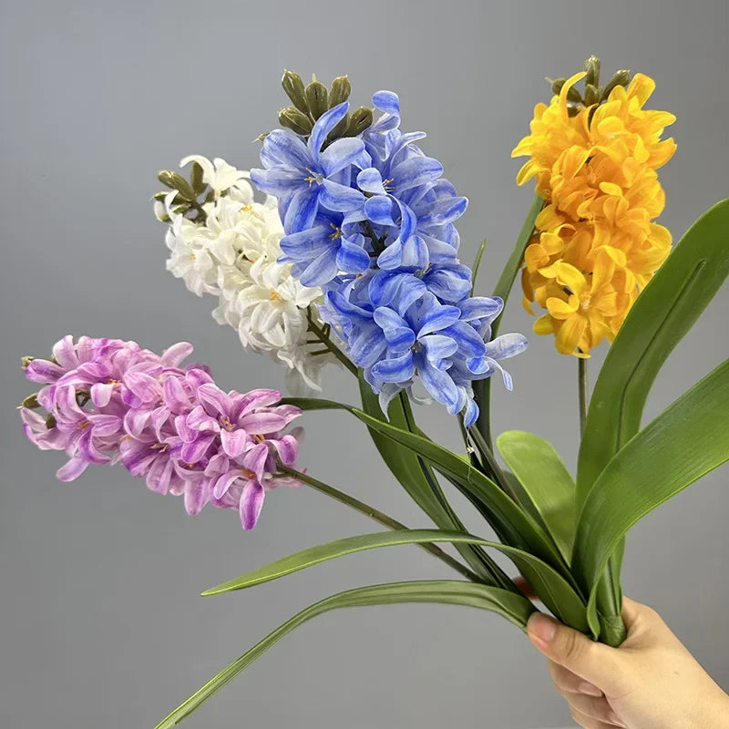 Set of 2 realistic artificial hyacinth flowers for indoor decoration