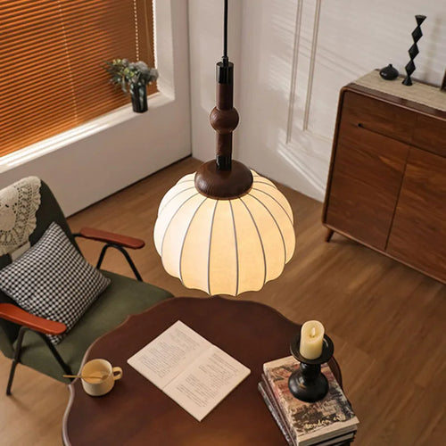 Silk and wood chandelier for modern indoor lighting - vue 4 sur 7
