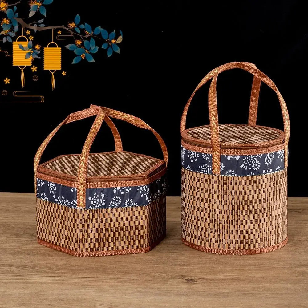 eco-friendly and foldable woven bamboo picnic basket - vue 4 sur 8