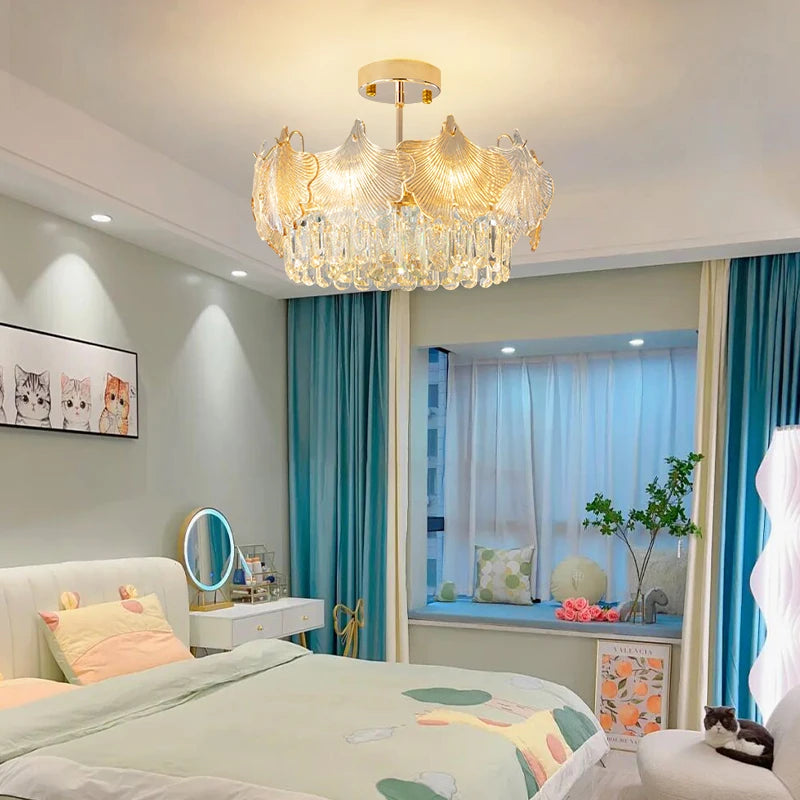 Modern crystal glass chandelier for stylish interiors - vue 3 sur 14