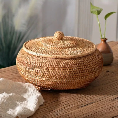 Round rattan basket boxes with lid for versatile storage
