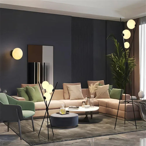 LED floor lamp with glass moon ball - vue 6 sur 9
