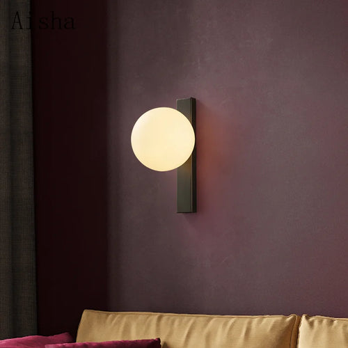 Minimalist design wall light for modern interiors - vue 4 sur 7