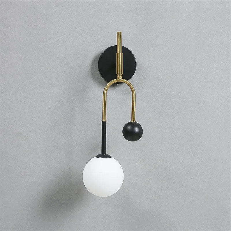 Creative iron u-shaped wall light