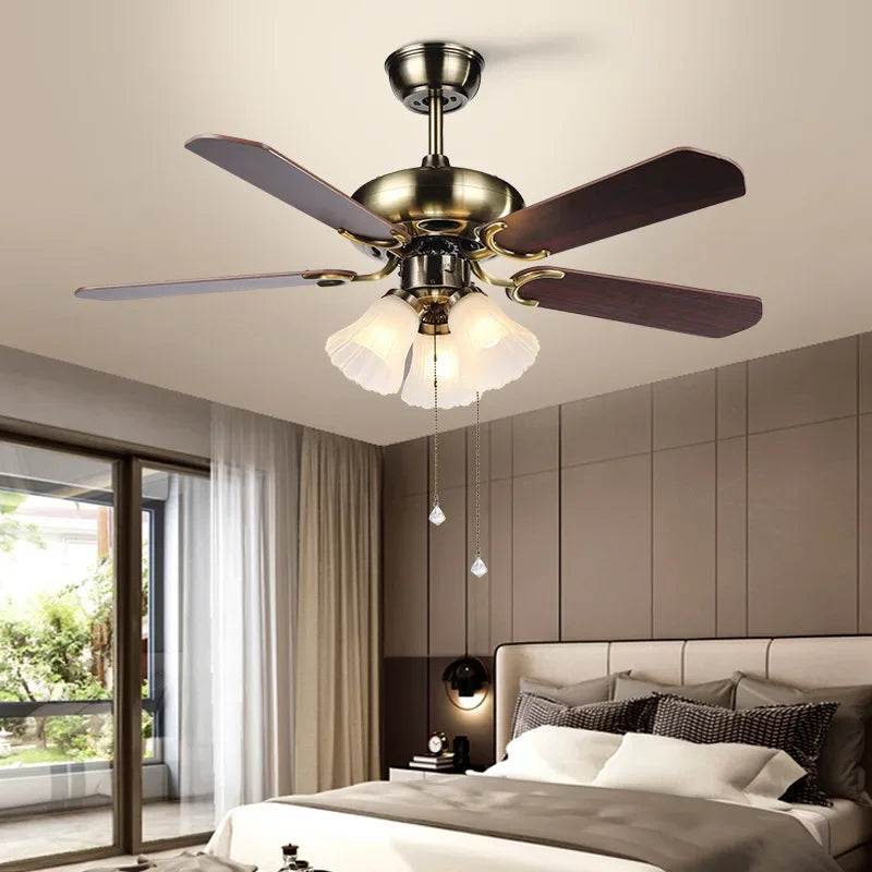 Modern ceiling fan with light and wooden 5-blade design - vue 3 sur 7