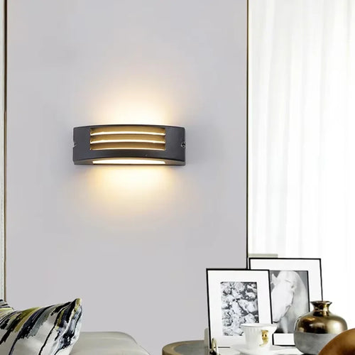 modern waterproof LED wall light for indoor and outdoor use - vue 3 sur 8