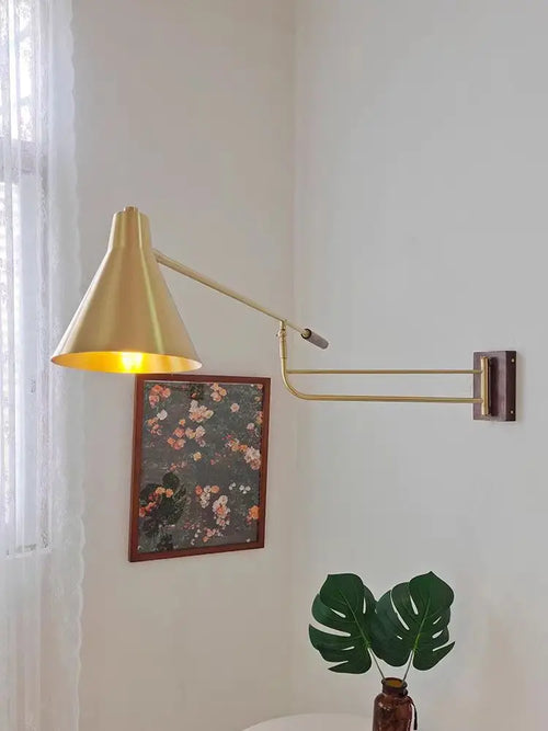 Telescopic brass and walnut wall light nordic style - vue 2 sur 7